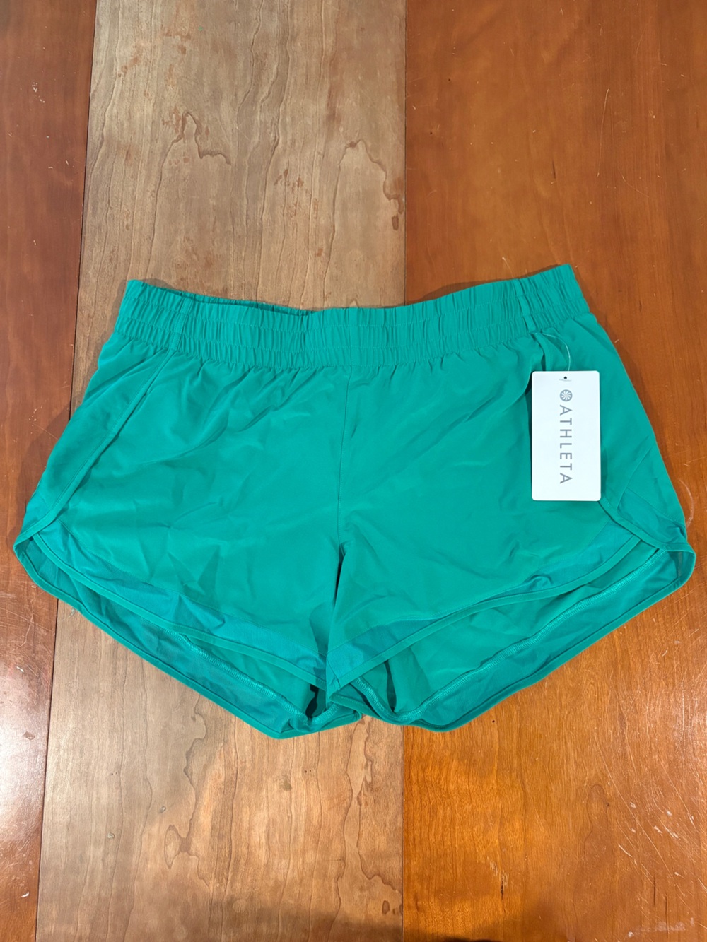 Athleta Mesh Racer Run 4” Women's Teal Athletic Shorts